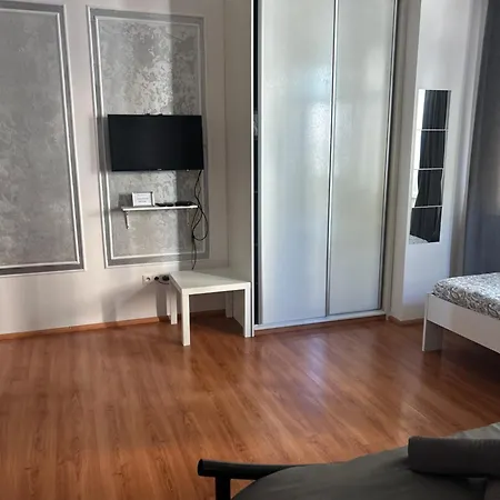 1 St Plaza De Luxe Lägenhet Bratislava